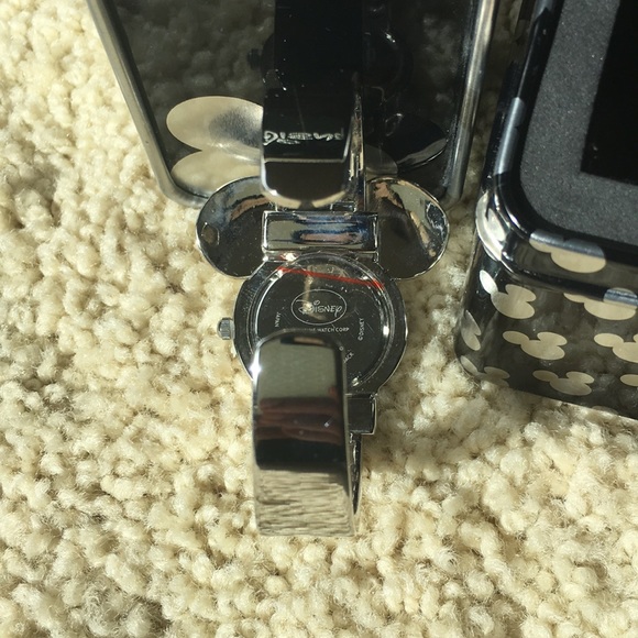 Disney Mickey Watch with rhinestone accents - Picture 7 of 9
